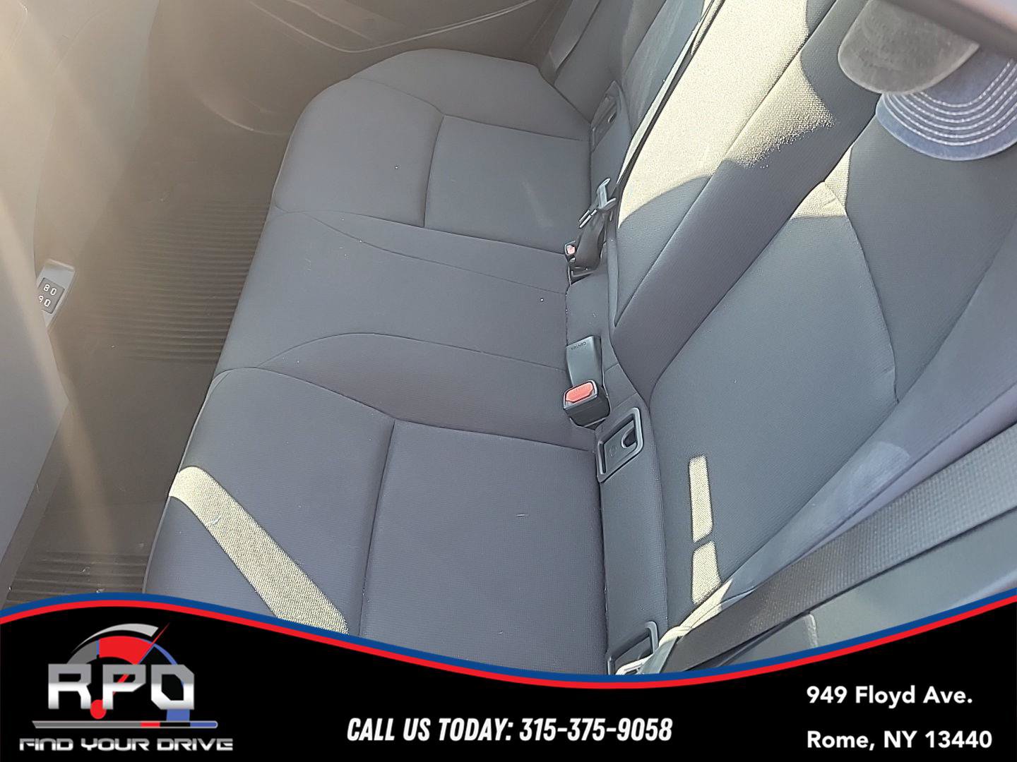 Used 2024 Toyota Corolla LE FWD image 9