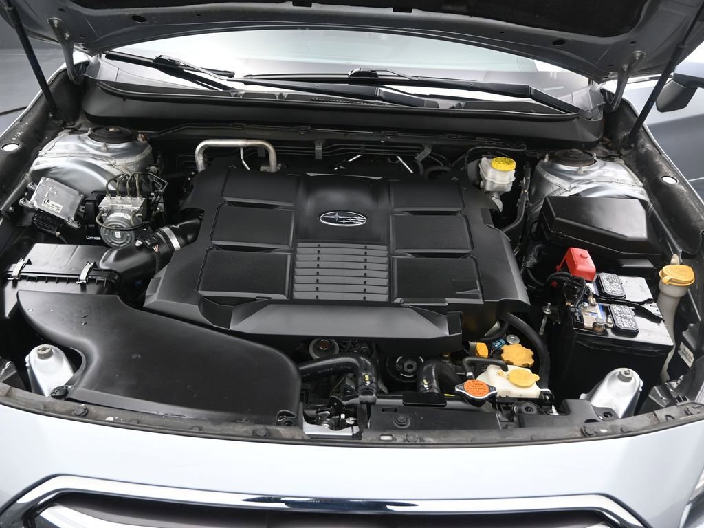 Used 2019 Subaru Outback 3.6R Limited image 16