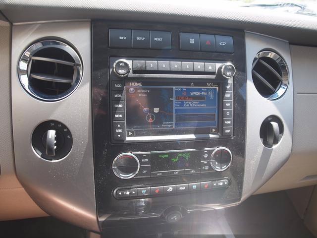 Used 2014 Ford Expedition EL Limited w/ Equipment Group 301A AWD/4WD image 11