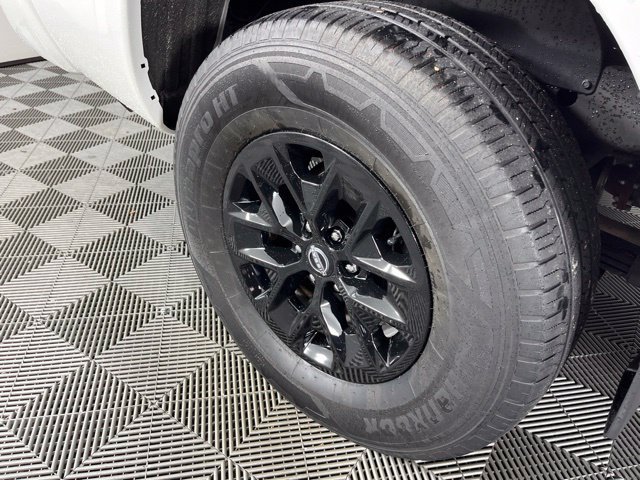 Used 2024 Nissan Frontier SV w/ Technology Package RWD image 16