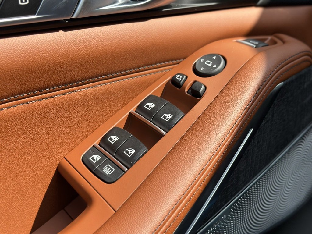 New 2026 BMW ALPINA XB7 image 23