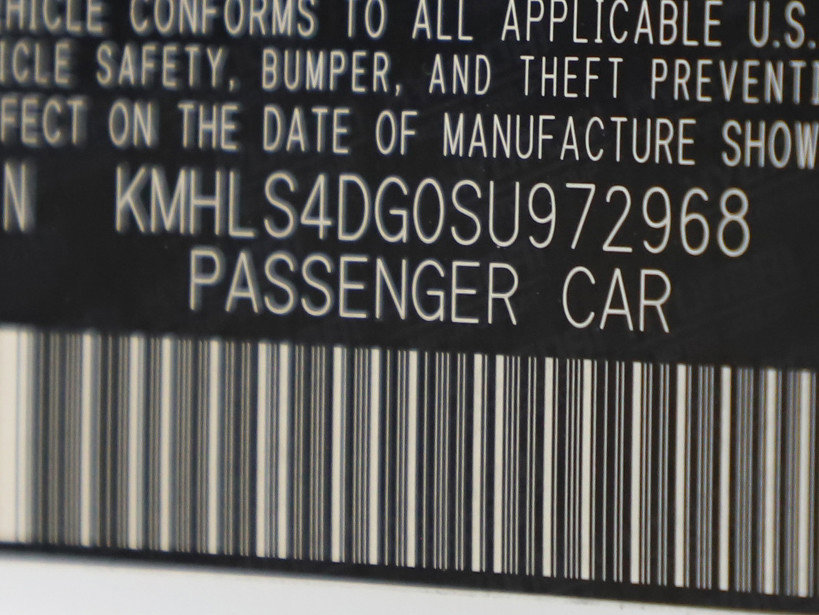 Used 2025 Hyundai Elantra SEL FWD image 27