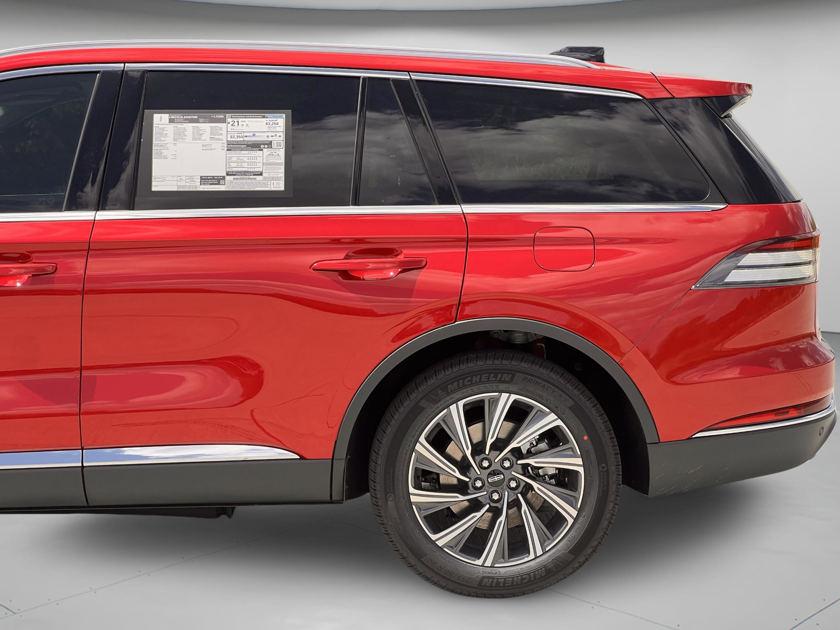 Used 2026 Lincoln Aviator 2WD image 32