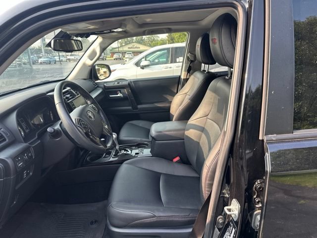 Used 2023 Toyota 4Runner TRD Off-Road Premium w/ Moonroof Package AWD/4WD image 12
