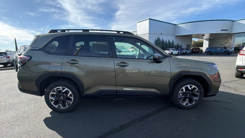 New 2026 Subaru Forester Premium image 3