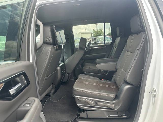 New 2026 Chevrolet Suburban High Country AWD/4WD image 28