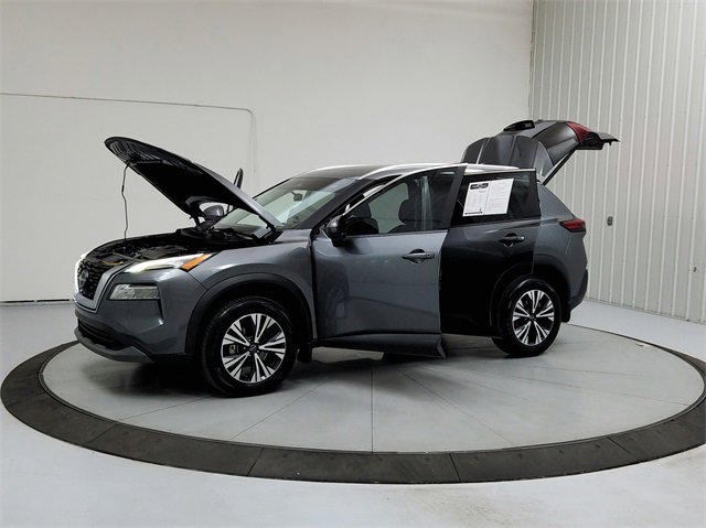 Used 2023 Nissan Rogue SV w/ SV Premium B Package image 11