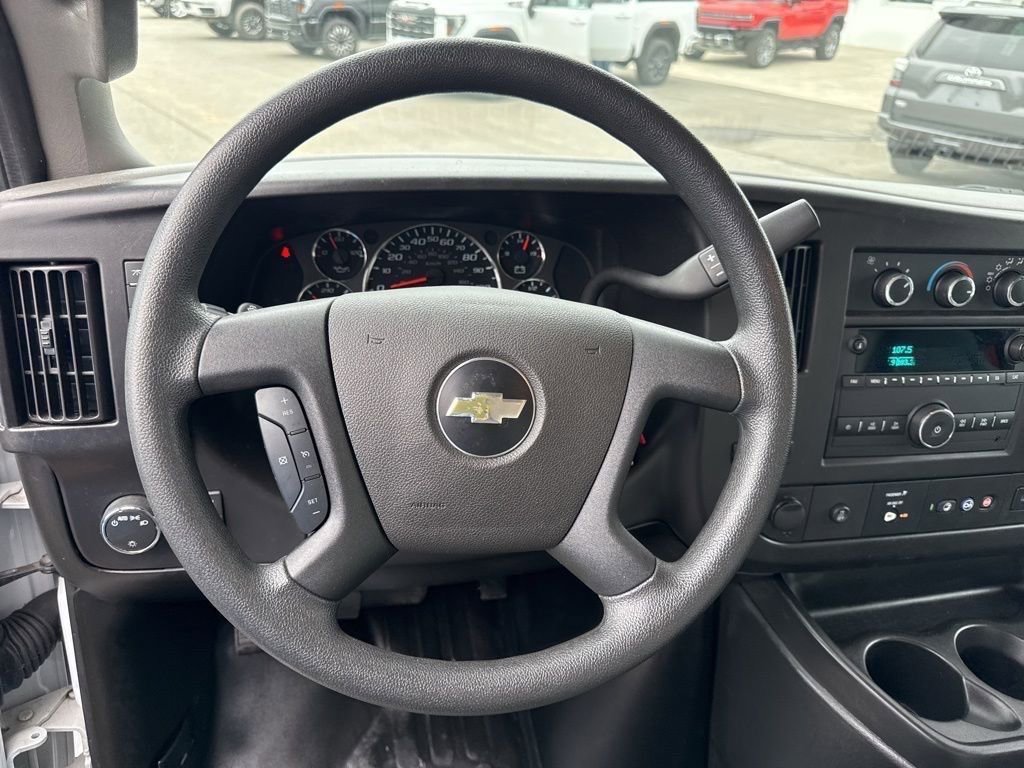 Used 2024 Chevrolet Express 3500 w/ Power Convenience Package RWD image 11