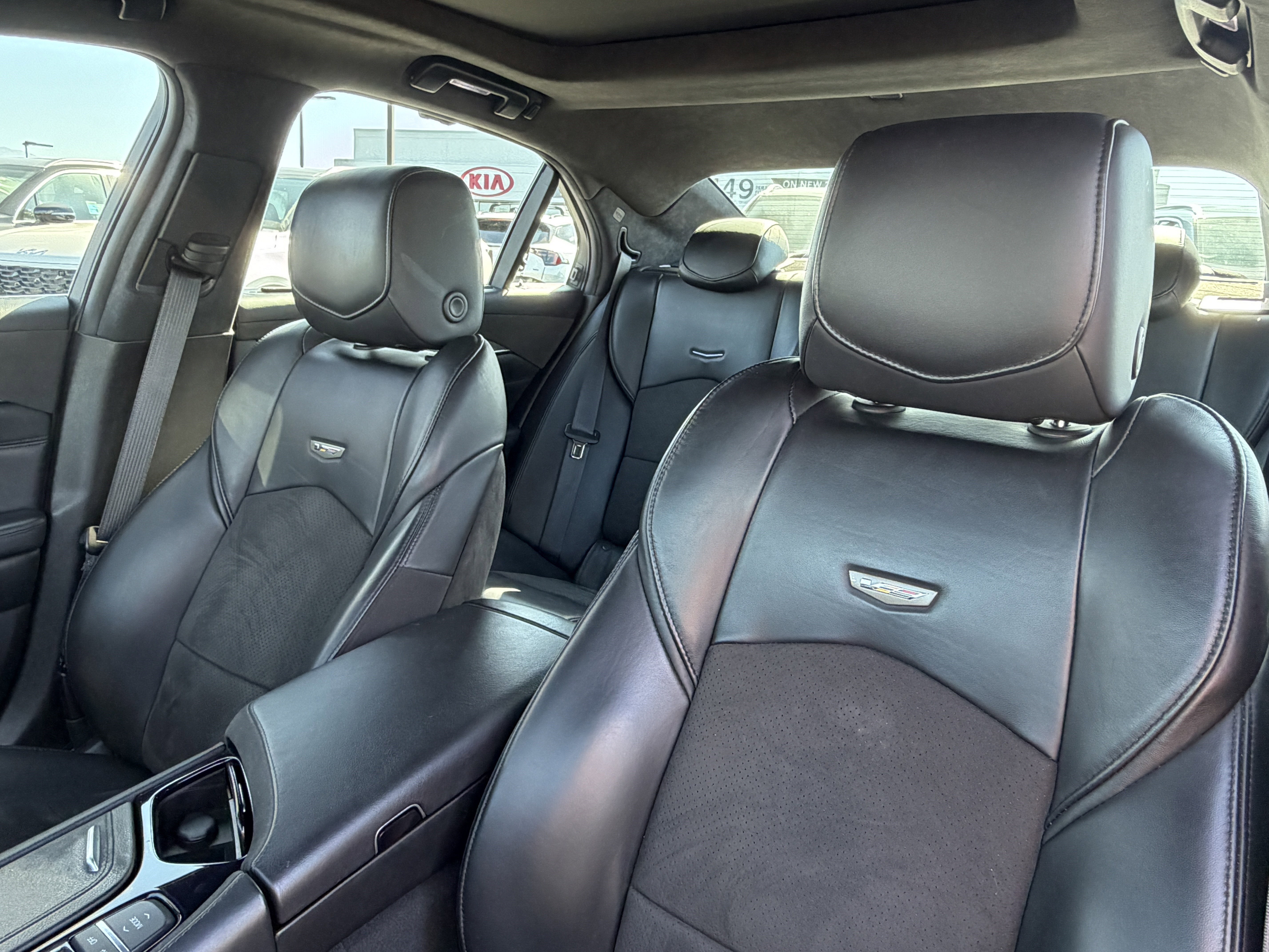 Used 2019 Cadillac CTS V w/ Luxury Package RWD image 17
