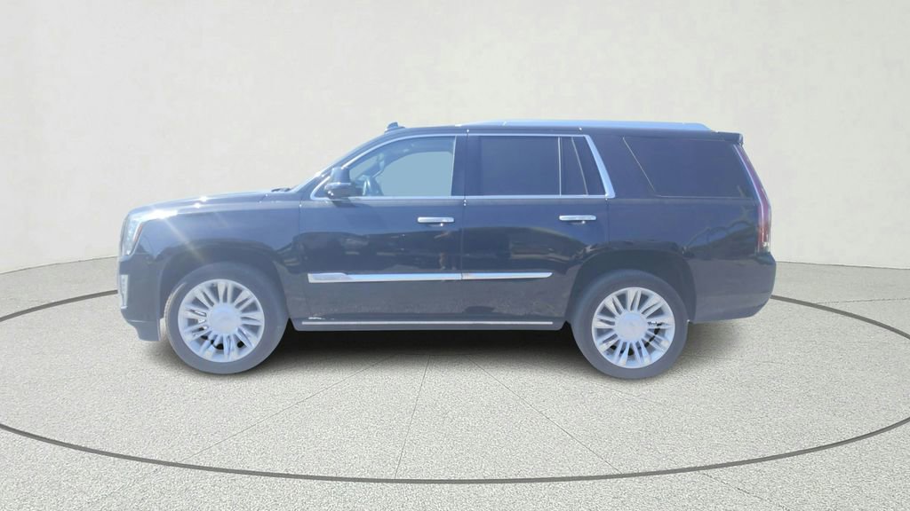 Used 2016 Cadillac Escalade Platinum image 4