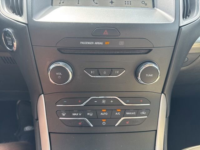 Used 2017 Ford Edge SEL w/ Equipment Group 201A AWD/4WD image 17