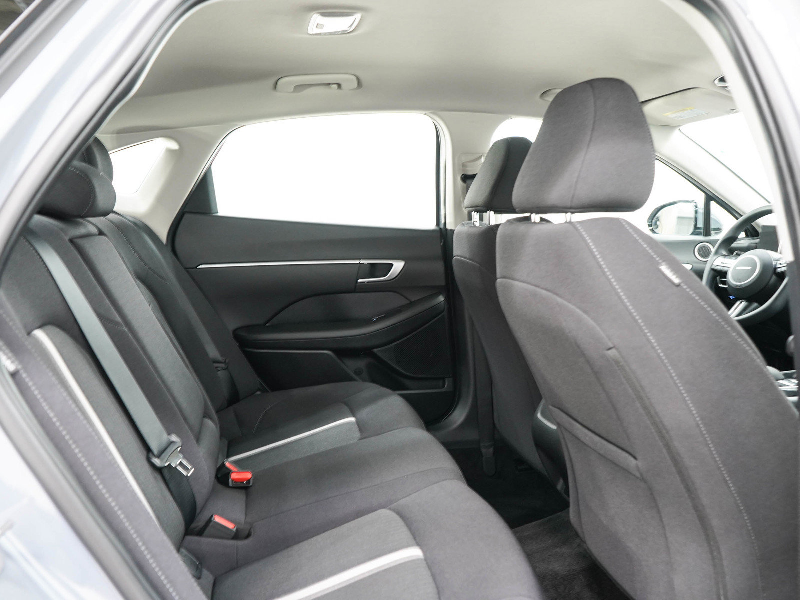 Used 2024 Hyundai Sonata SEL FWD image 12