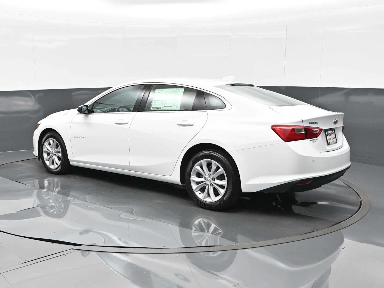 New 2025 Chevrolet Malibu LT FWD image 6