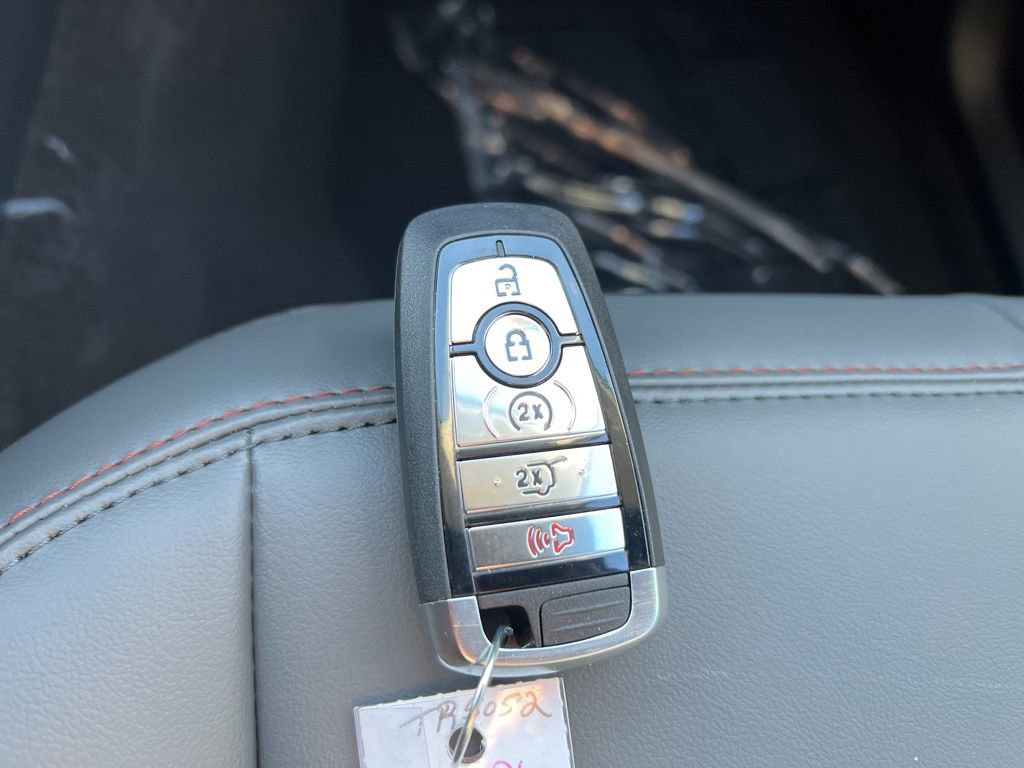 New 2026 Ford Explorer Active w/ Active Comfort Package image 36