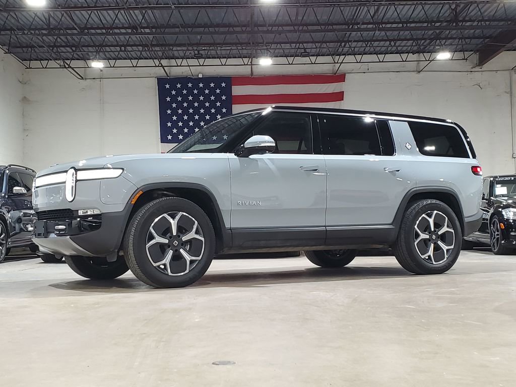 Used 2024 Rivian R1S Adventure AWD/4WD image 34
