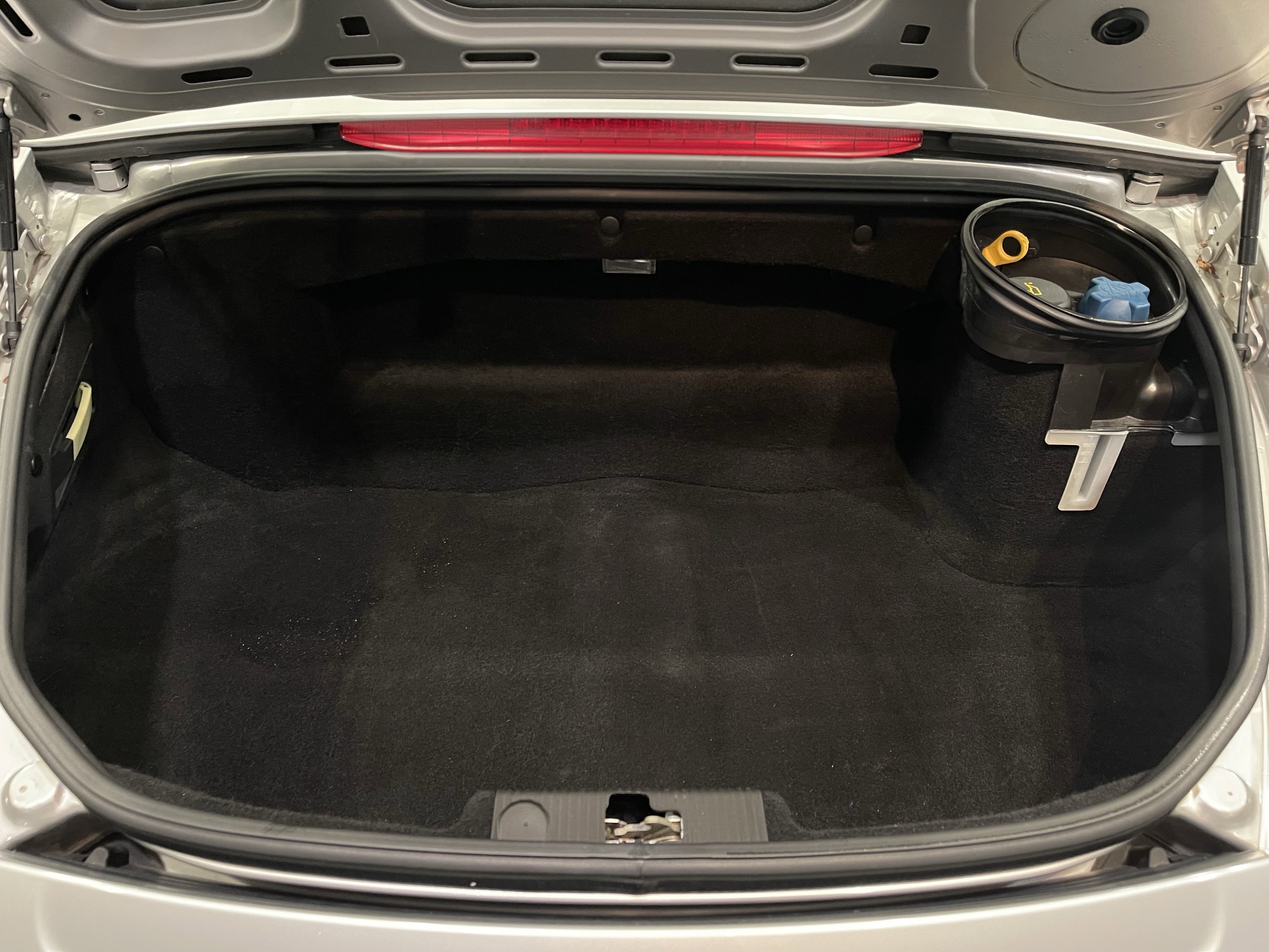 Used 2003 Porsche Boxster RWD image 26