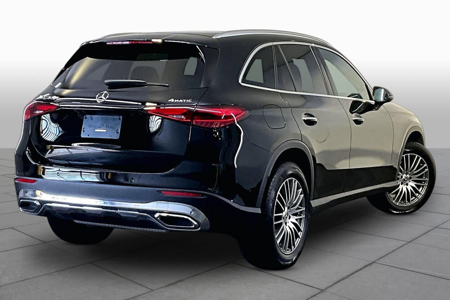 Certified 2026 Mercedes-Benz GLC 300 4MATIC image 13