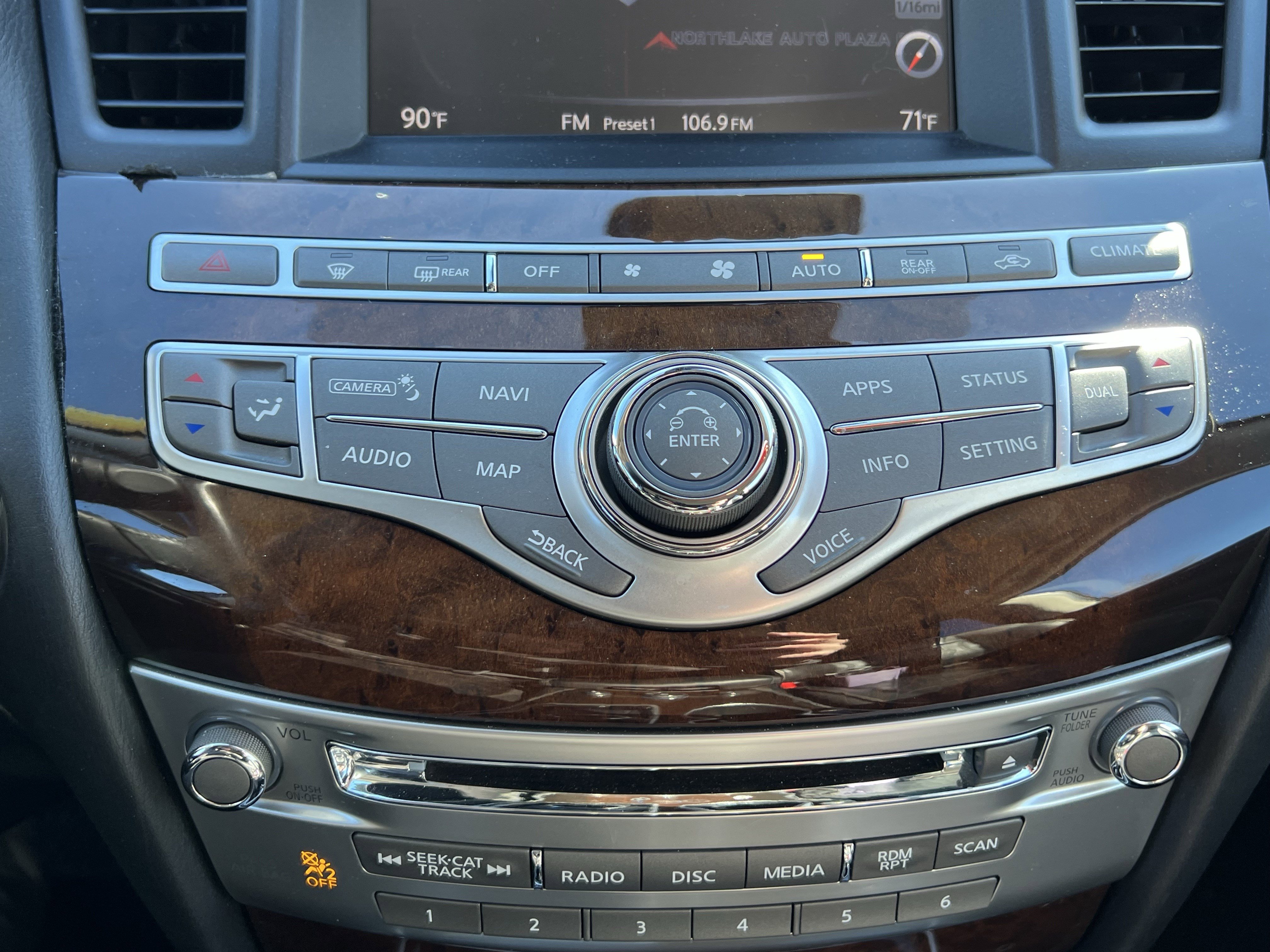 Used 2017 INFINITI QX60 AWD Hybrid image 30