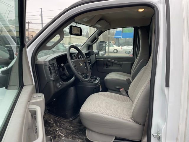 New 2025 Chevrolet Express 3500 w/ Power Convenience Package RWD image 7