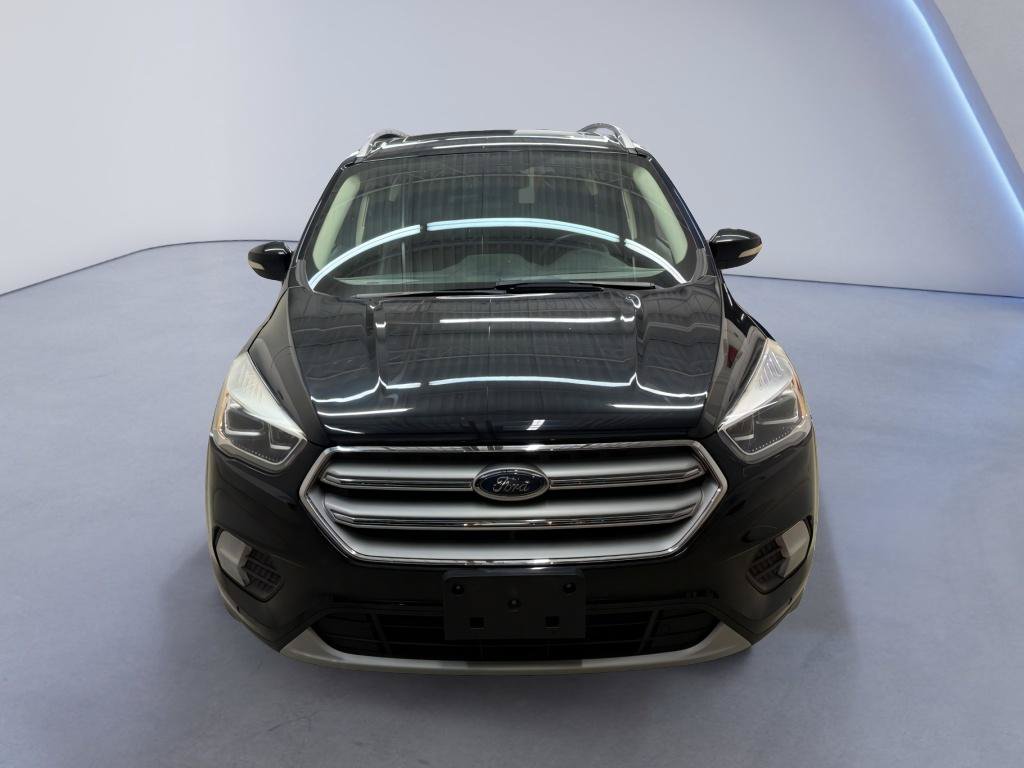 Used 2018 Ford Escape Titanium AWD/4WD image 2