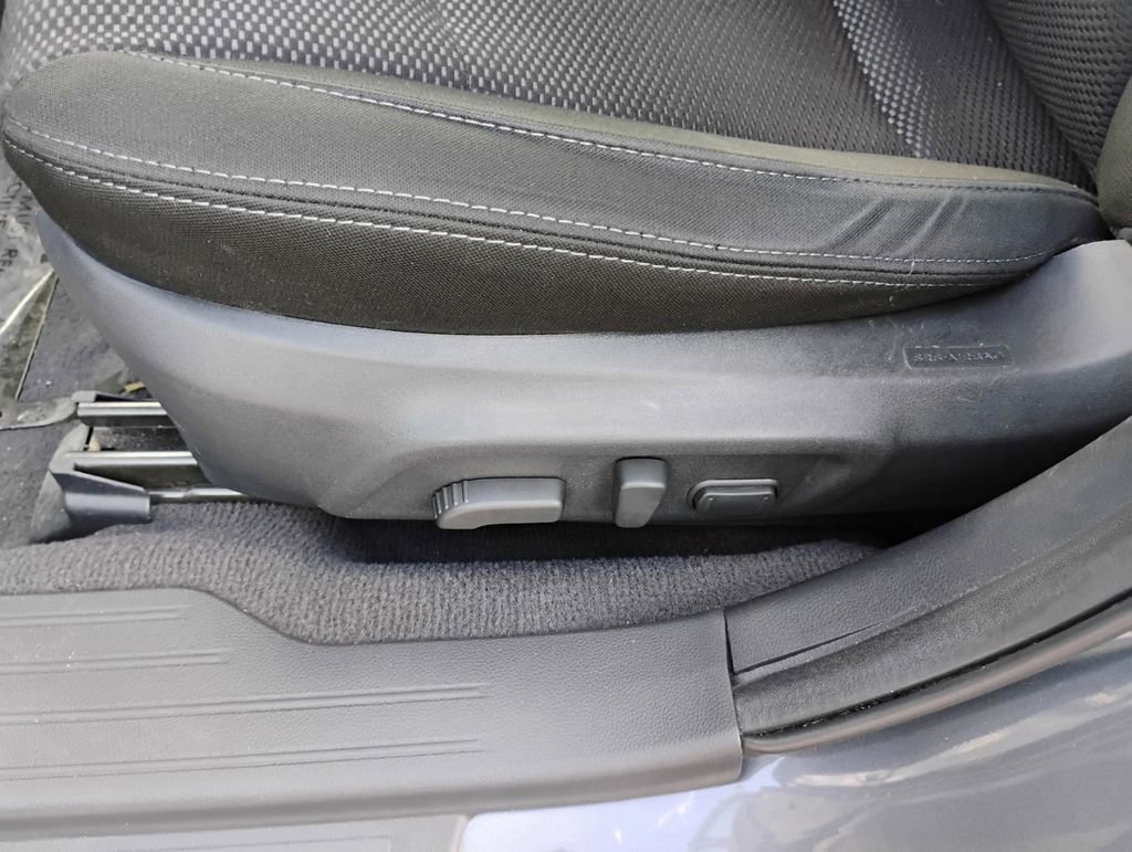 Used 2017 Subaru Outback 2.5i Premium image 20