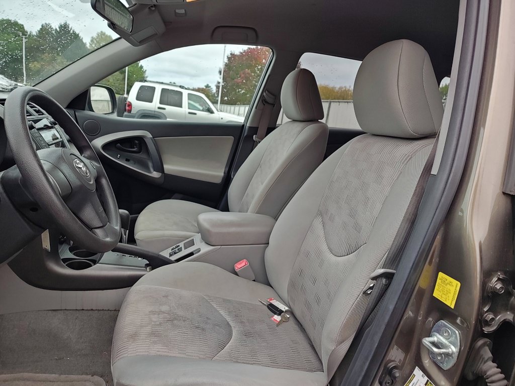 Used 2010 Toyota RAV4 4WD image 8