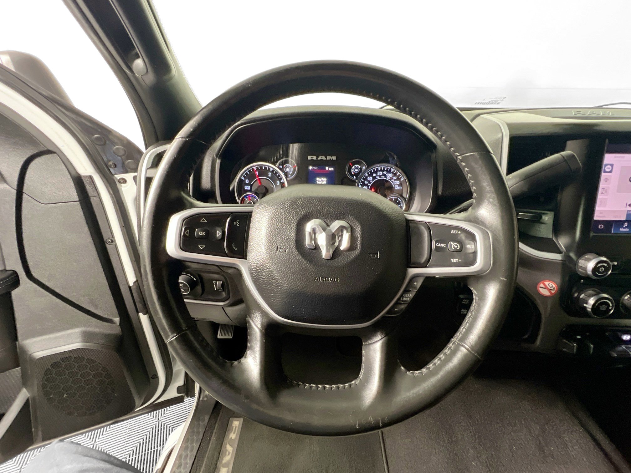 Used 2023 RAM 3500 Big Horn w/ Level 1 Equipment Group image 17