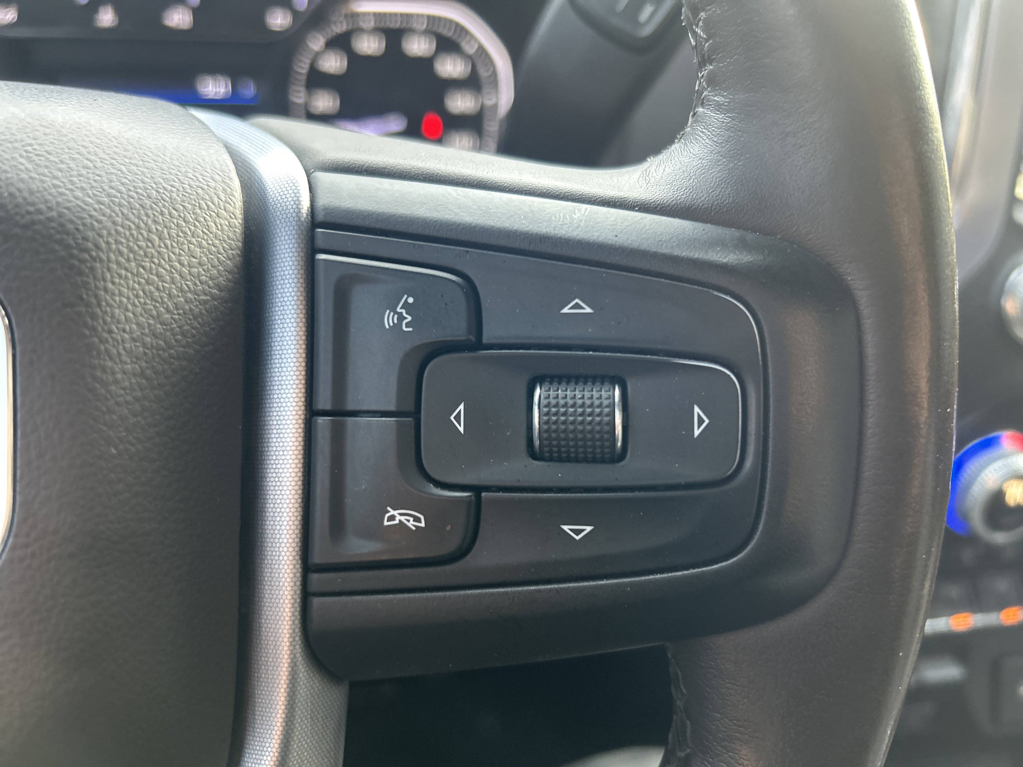 Used 2019 GMC Sierra 1500 SLT w/ SLT Premium Plus Package image 18