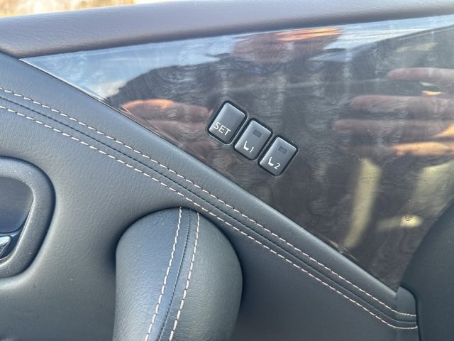 Used 2022 Nissan Armada Platinum w/ Captain's Chairs Package image 14