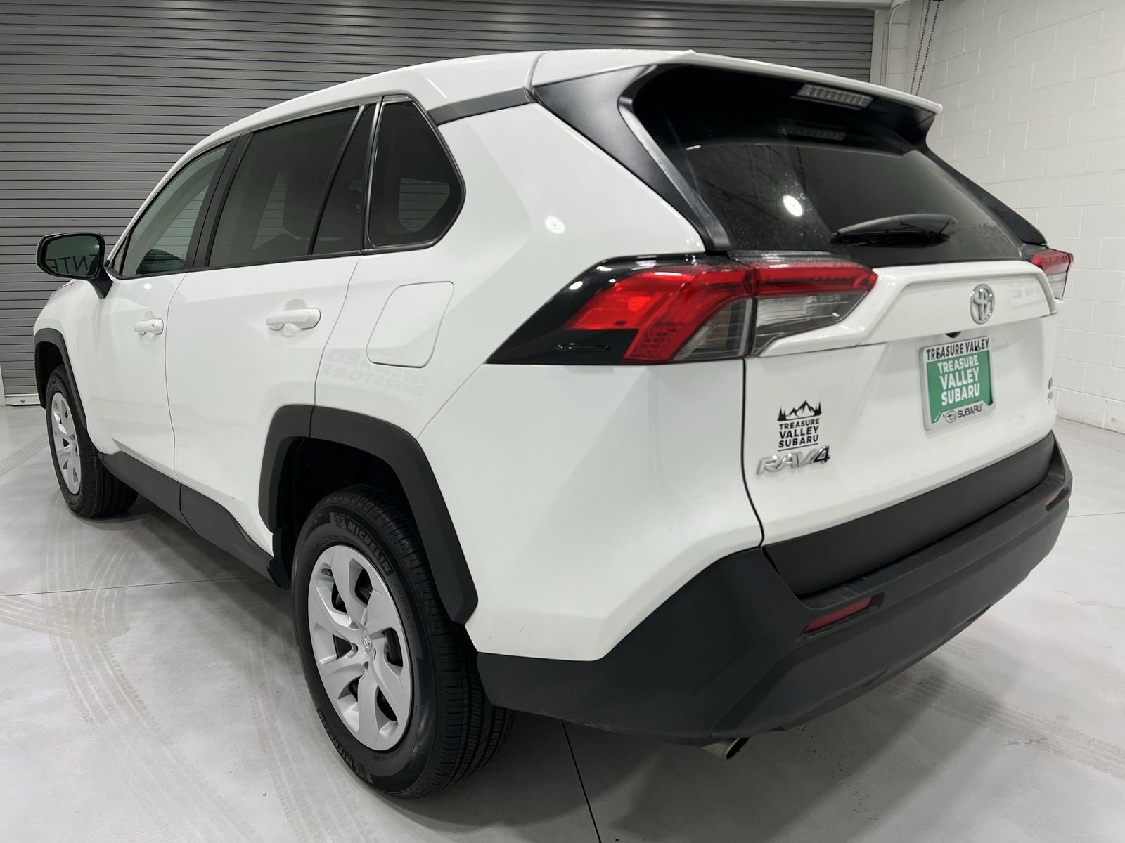 Used 2024 Toyota RAV4 LE image 6