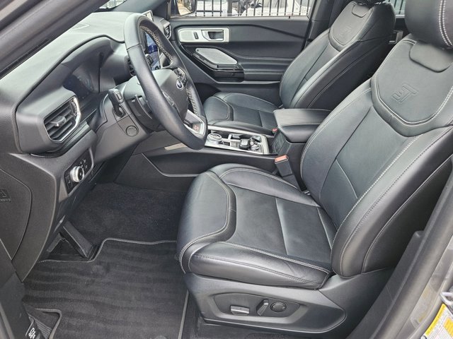 Used 2023 Ford Explorer ST w/ Equipment Group 401A image 16