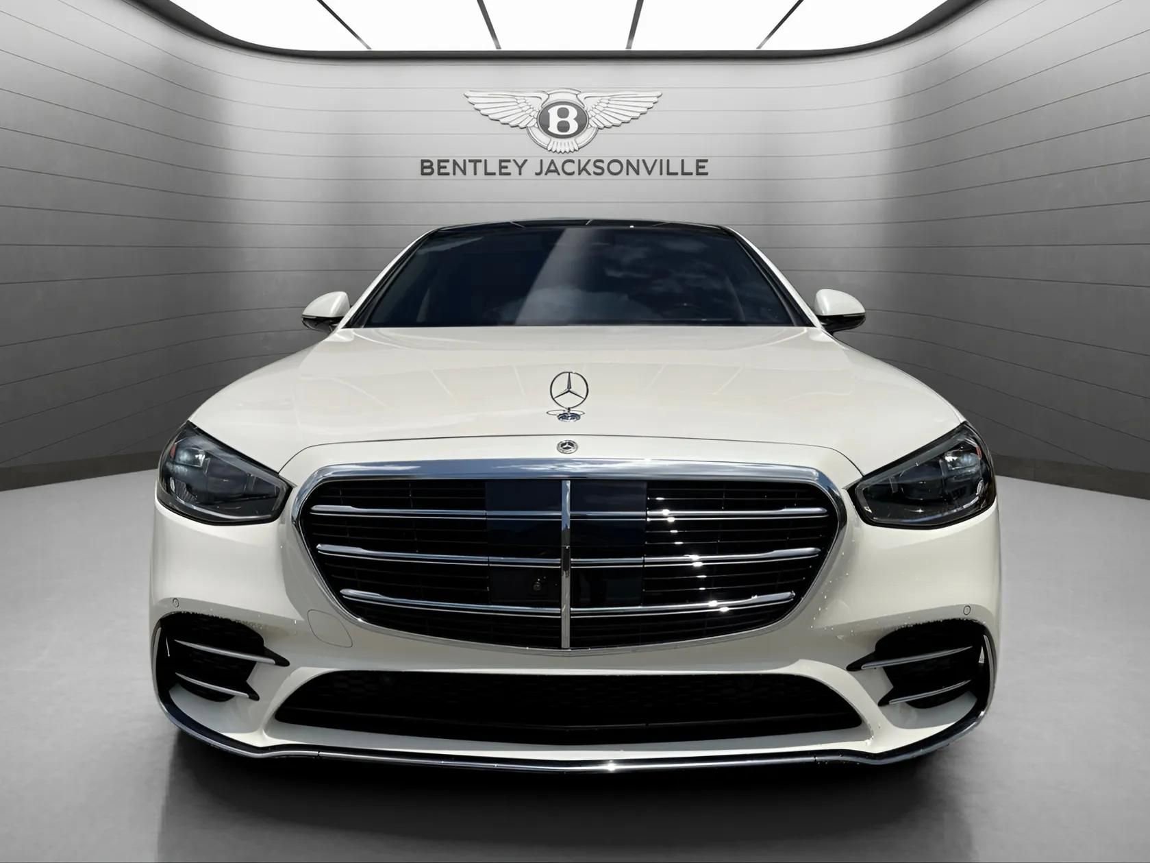 Used 2023 Mercedes-Benz S 500 4MATIC image 11