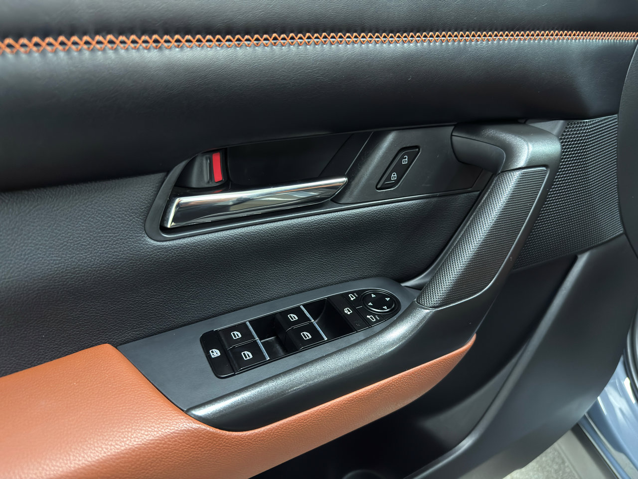 Used 2023 MAZDA CX-50 2.5 Turbo w/ Weather Package image 15