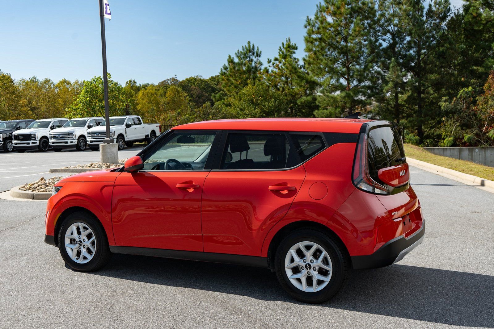 Used 2023 Kia Soul LX w/ Option Group 015 image 7