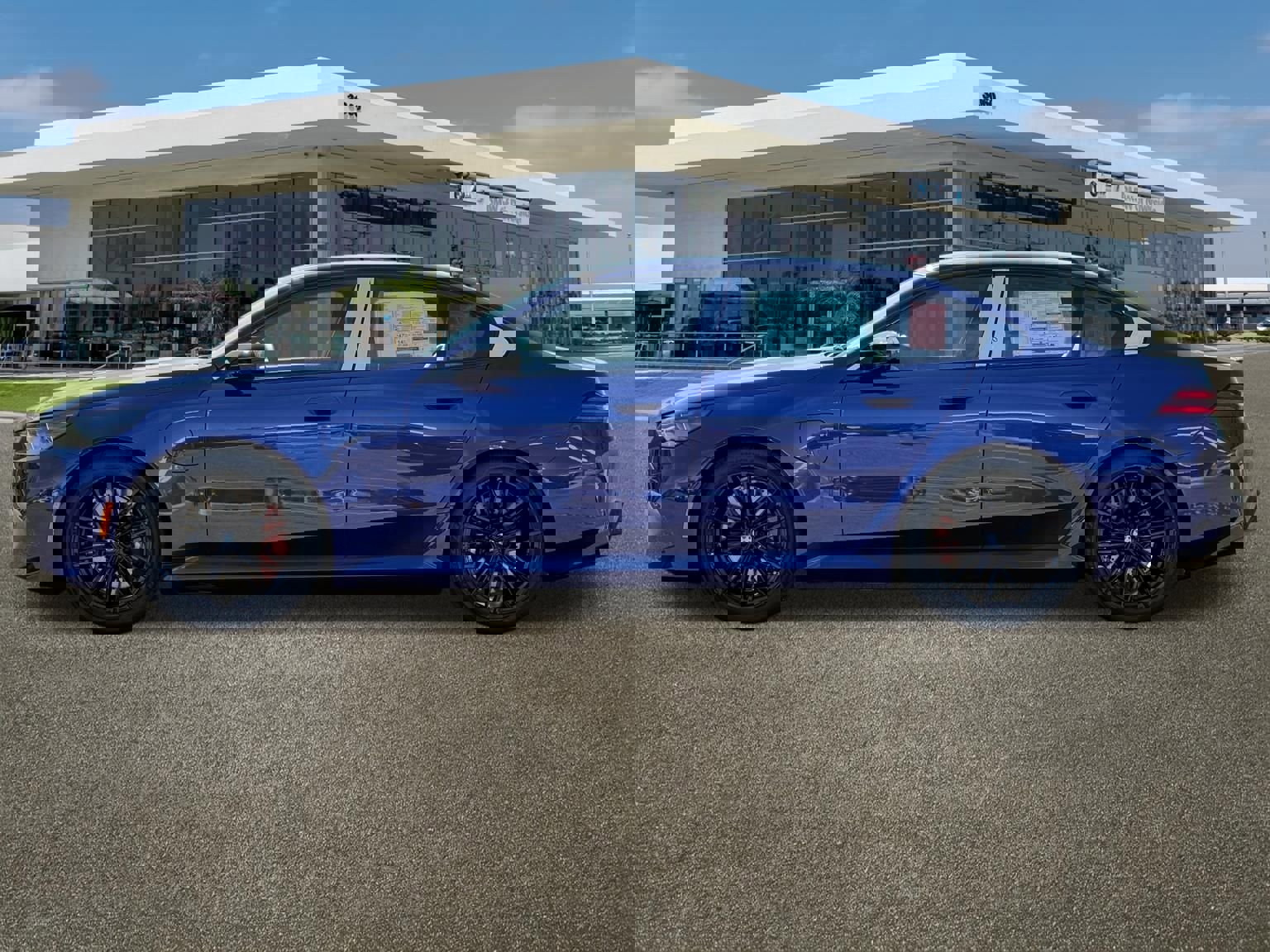 New 2026 BMW M5 image 6