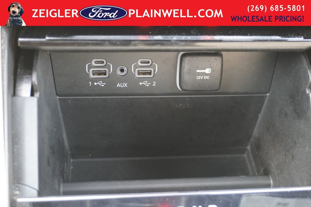 Used 2024 Jeep Grand Cherokee Limited image 25