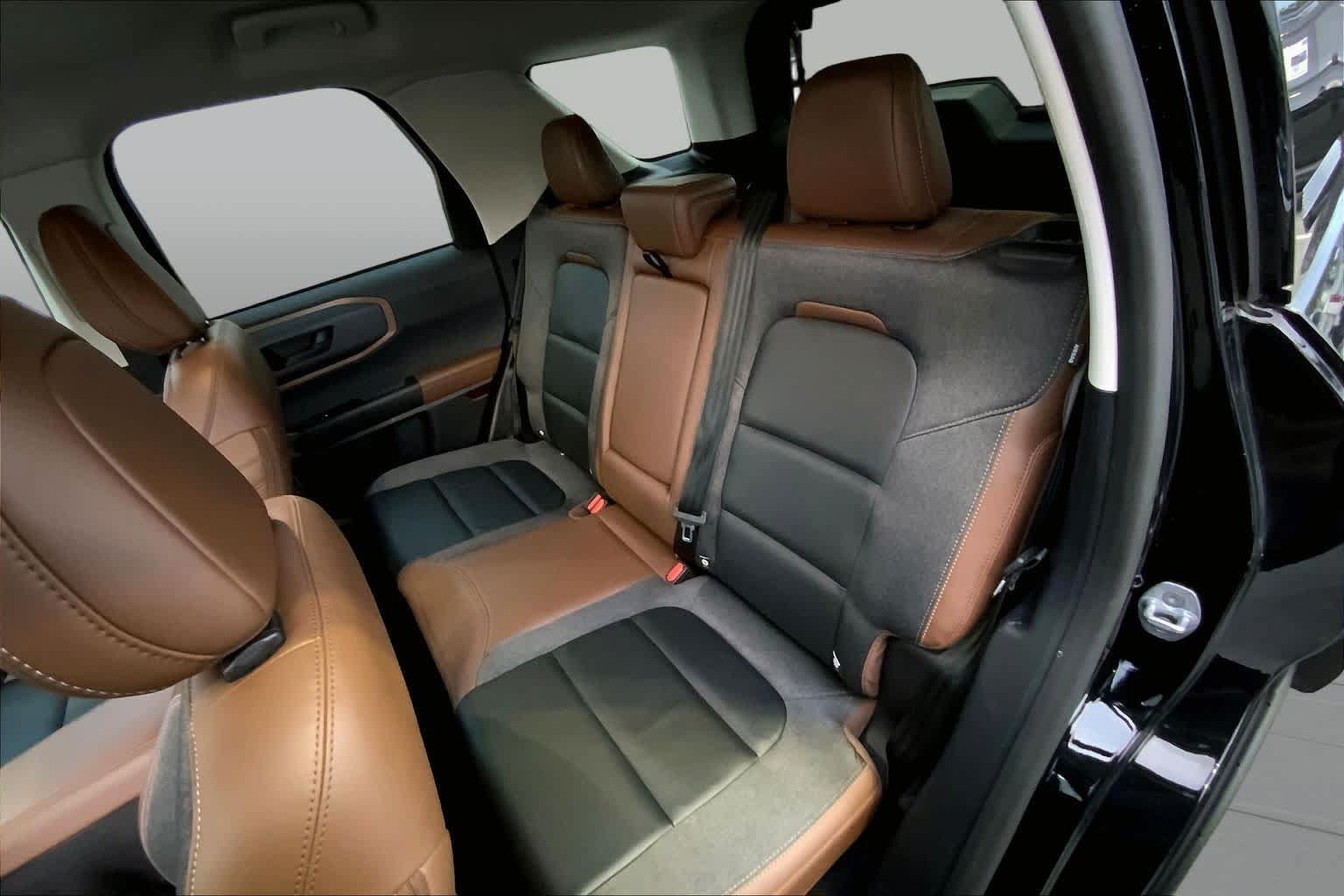 Certified 2023 Ford Bronco Sport Outer Banks AWD/4WD image 18