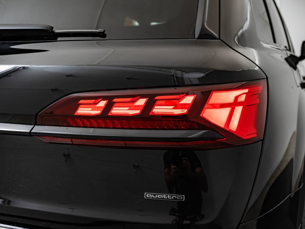 New 2026 Audi Q7 3.0T Prestige AWD/4WD image 9