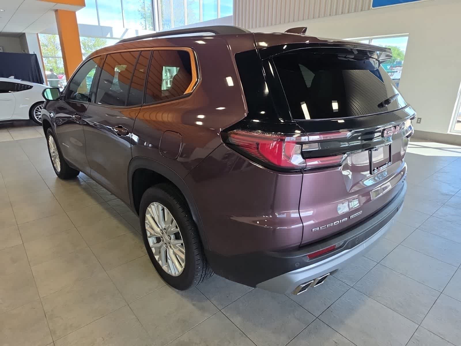 Used 2024 GMC Acadia Elevation AWD/4WD image 14