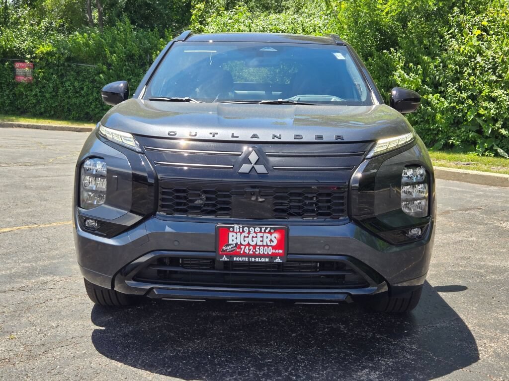 New 2026 Mitsubishi Outlander 4WD Plug-In Hybrid image 2