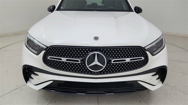 Used 2024 Mercedes-Benz GLC 300 4MATIC w/ AMG Line image 8