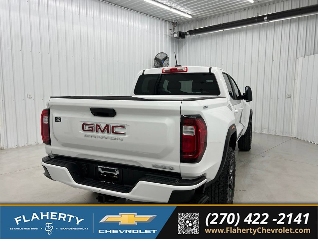 Used 2024 GMC Canyon Elevation AWD/4WD image 3
