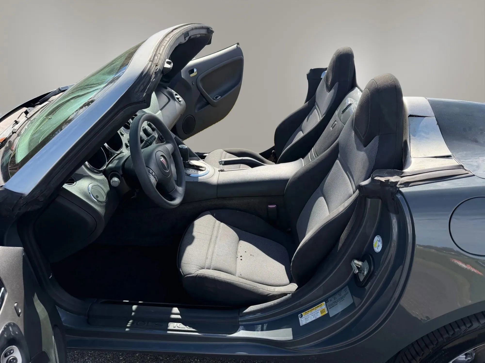 Used 2009 Pontiac Solstice Convertible w/ Preferred Package RWD image 11