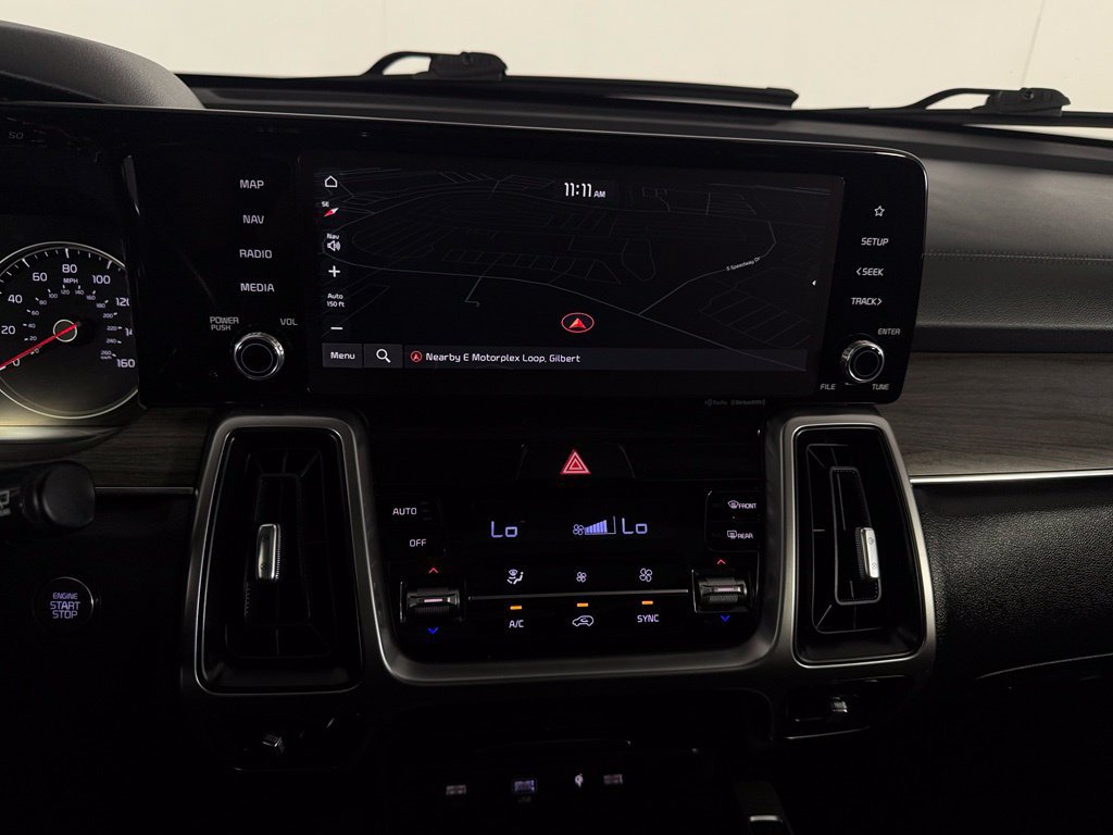 Used 2023 Kia Sorento EX w/ Panoramic Sunroof Package FWD image 17