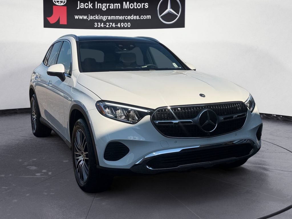 Certified 2026 Mercedes-Benz GLC 300 image 7