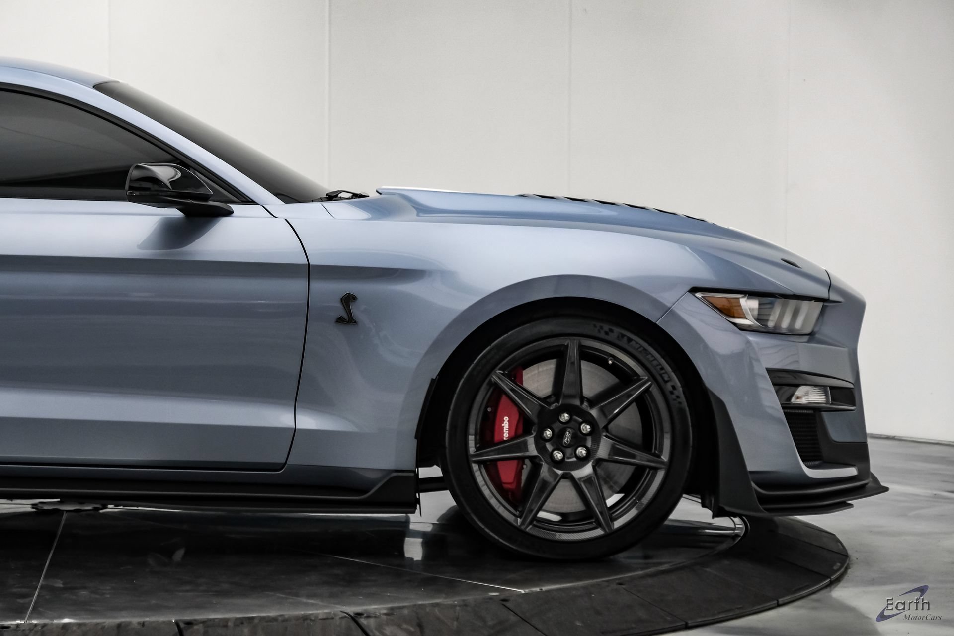 Used 2022 Ford Mustang Shelby GT500 w/ Carbon Fiber Track Pack RWD image 27