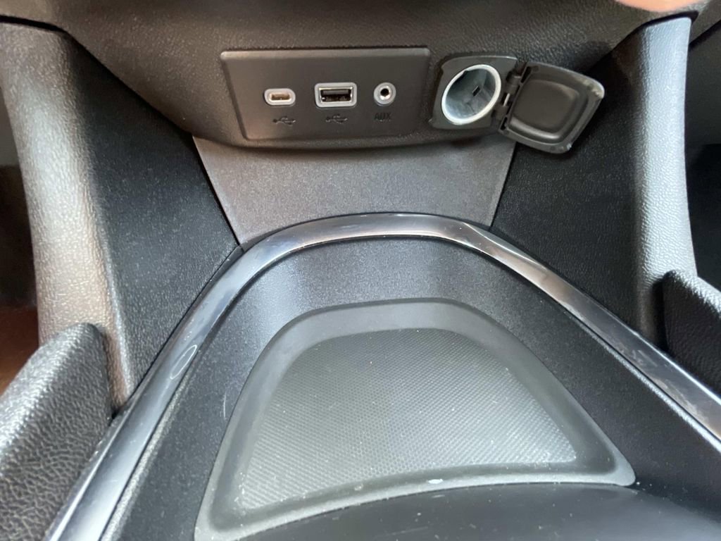 Used 2023 Chevrolet Malibu LT image 21