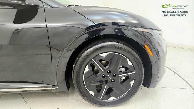 Used 2025 Kia EV6 Wind AWD/4WD image 21