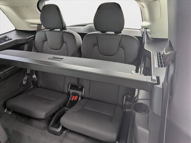 New 2026 Volvo XC90 T8 Plus image 19