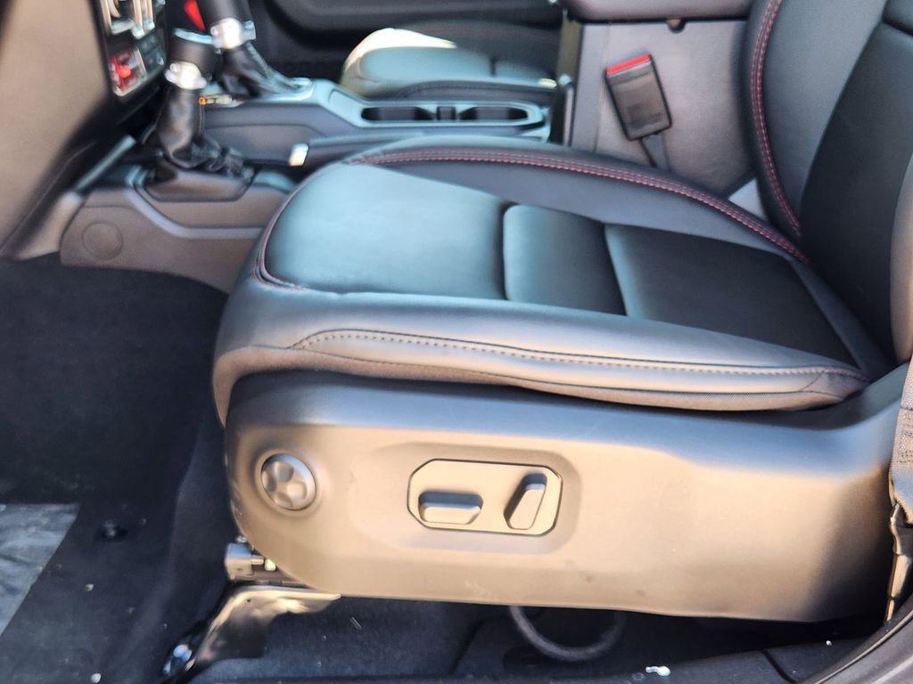 New 2026 Jeep Wrangler Unlimited Rubicon image 17